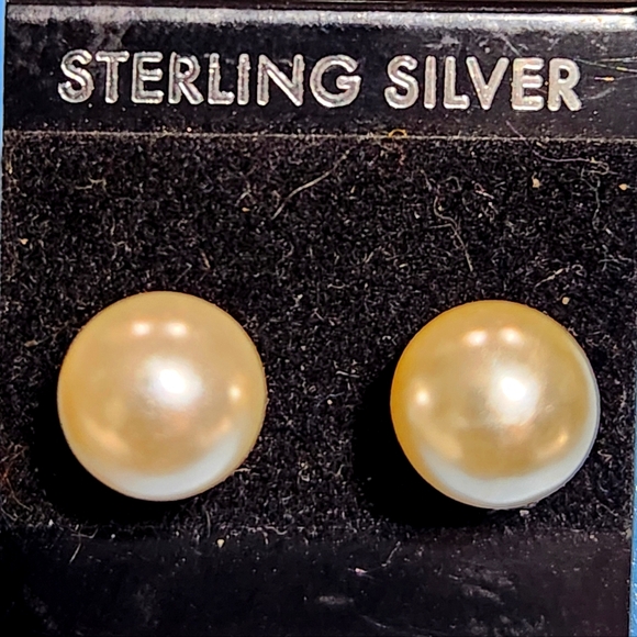 NWT Genyinw Freshwater Pearls 925 Sterling Silver Earrings Studs 4mm - Picture 2 of 3